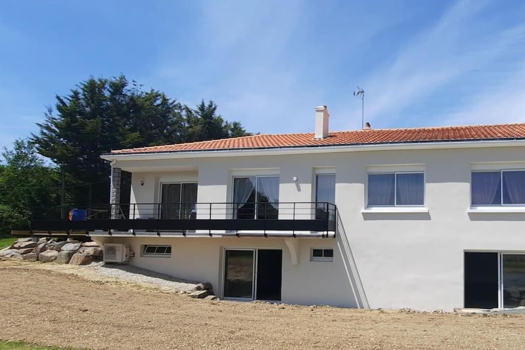 Holiday home Au Bord Du - 4-10 Pers - Sur Yon