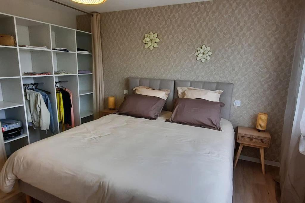 Holiday home Au Bord Du - 4-10 Pers - Sur Yon *