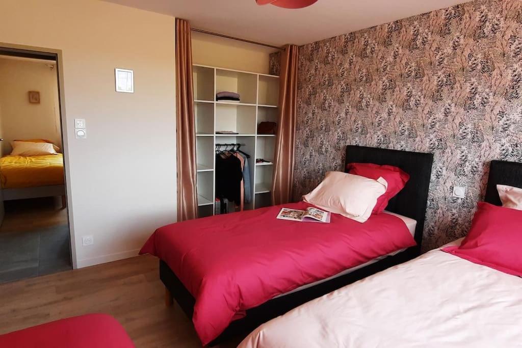 Holiday home Au Bord Du - 4-10 Pers - Sur Yon *